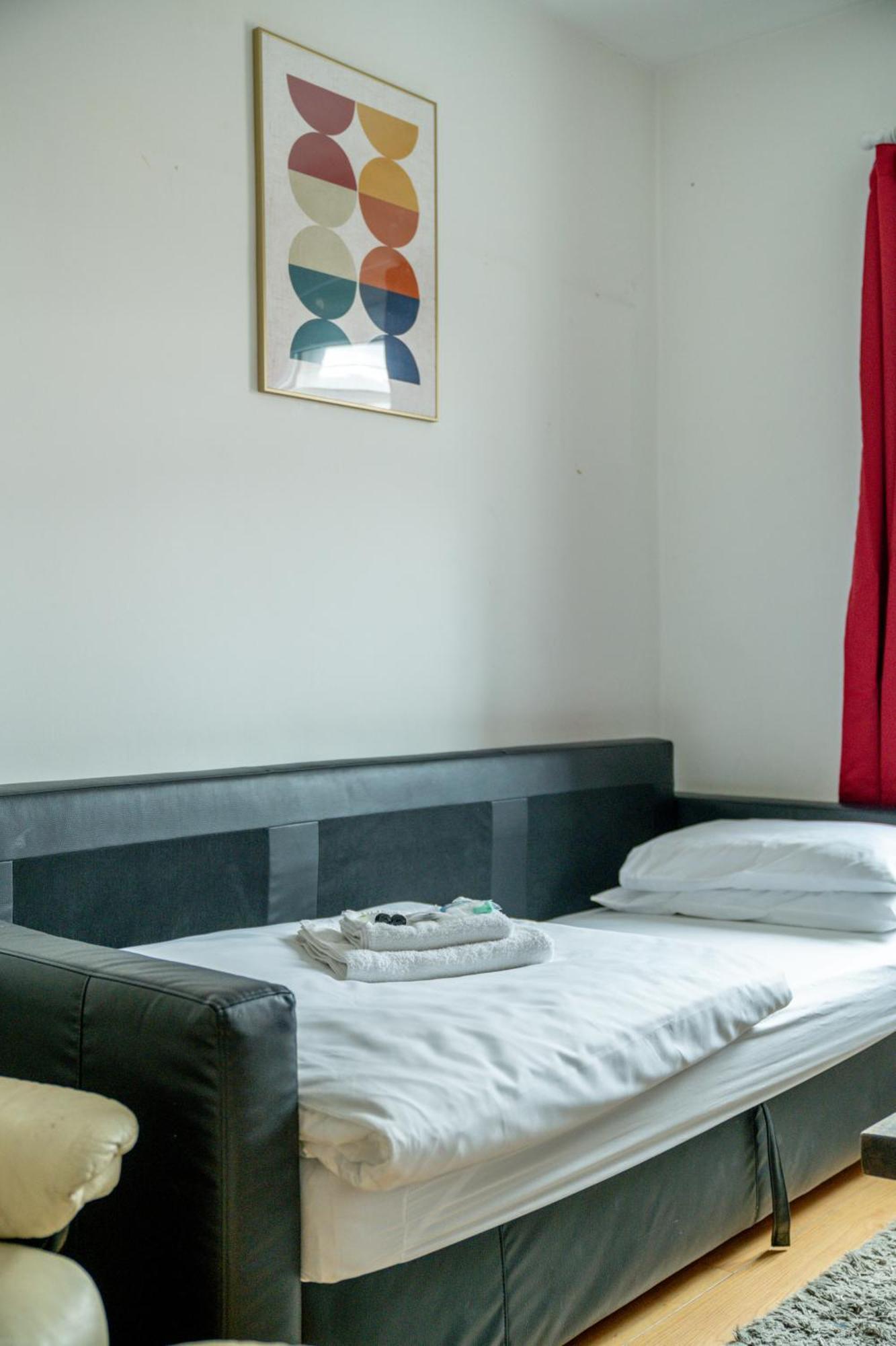 Carnaby & Oxford Street - Central Soho - One Bedroom - Double Bed & Sofabed ลอนดอน ภายนอก รูปภาพ