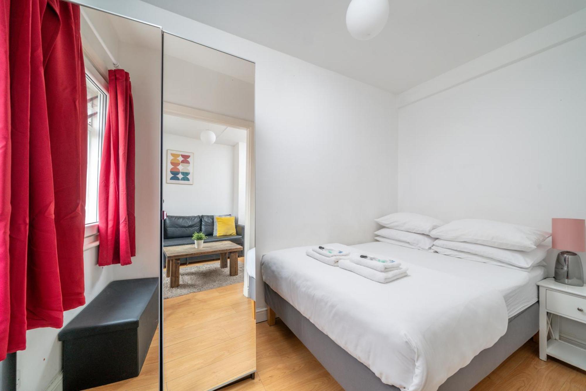 Carnaby & Oxford Street - Central Soho - One Bedroom - Double Bed & Sofabed ลอนดอน ภายนอก รูปภาพ